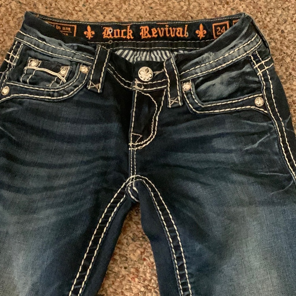 Boot cut jeans